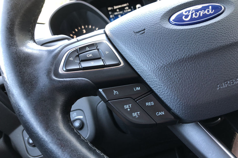 Продам Ford Kuga 2.0 diesel 4x4 2017 года в Киеве