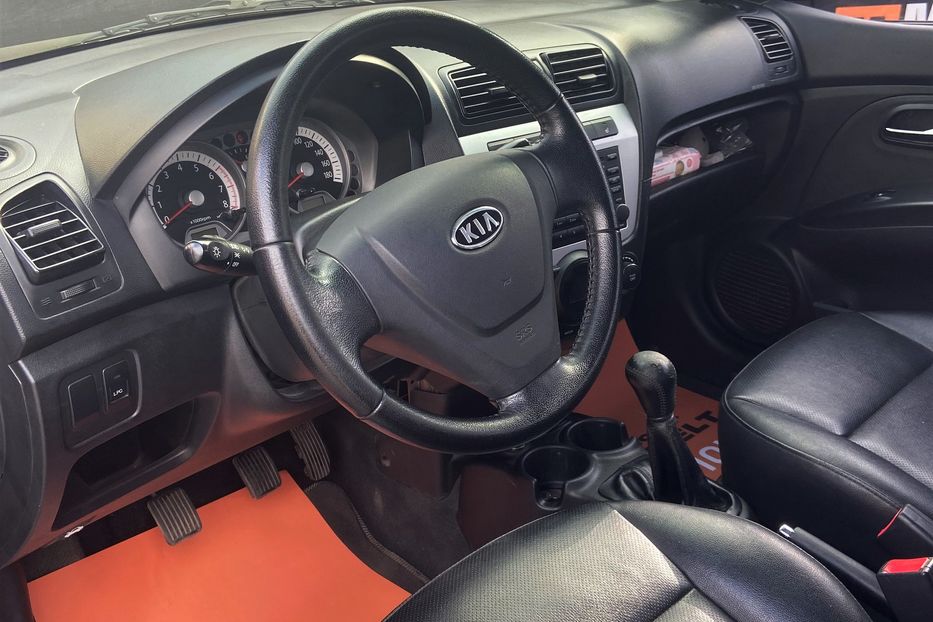 Продам Kia Picanto LPI 2009 года в Одессе