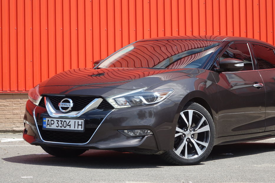 Продам Nissan Maxima 2017 года в Одессе