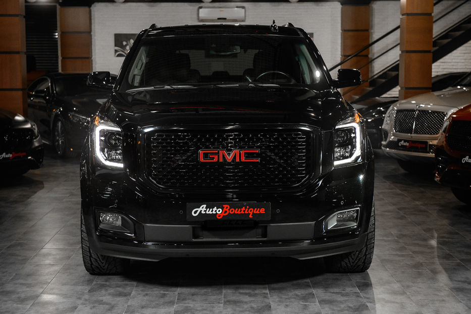 Продам GMC Yukon 2016 года в Одессе