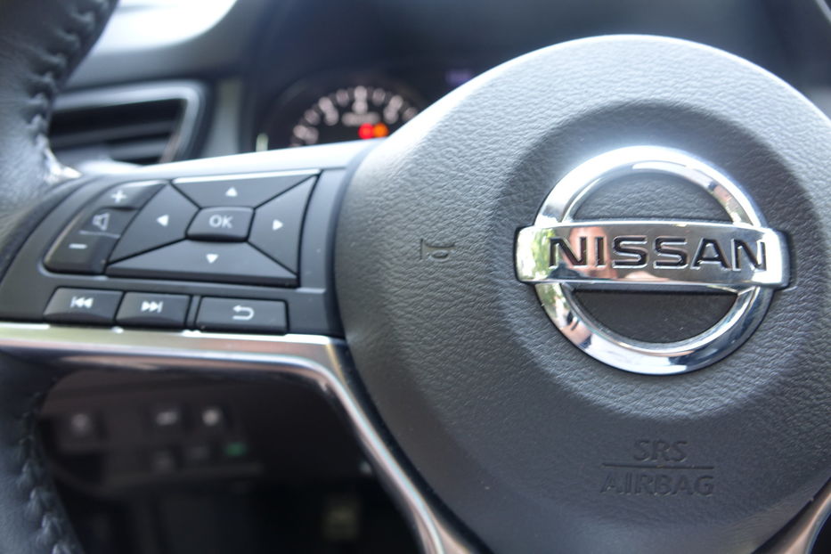 Продам Nissan Rogue SV AWD 2018 года в Одессе