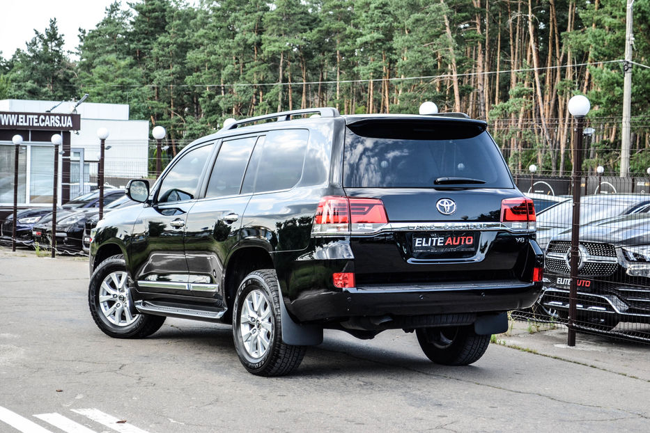 Продам Toyota Land Cruiser 200 Diesel 2019 года в Киеве