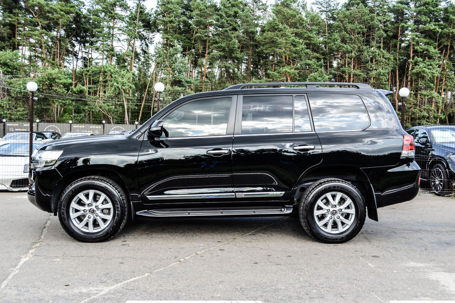 Продам Toyota Land Cruiser 200 Diesel 2019 года в Киеве