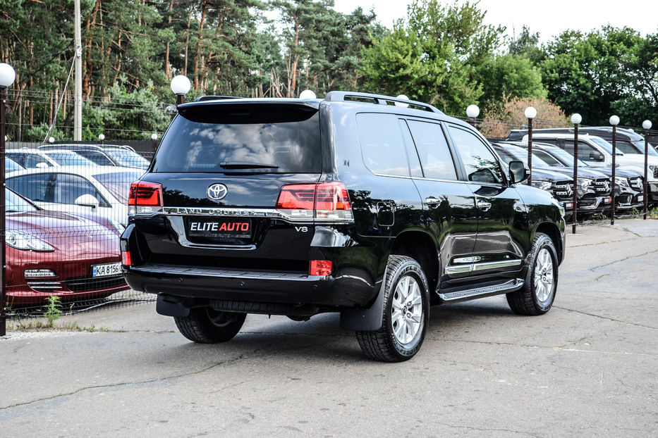 Продам Toyota Land Cruiser 200 Diesel 2019 года в Киеве