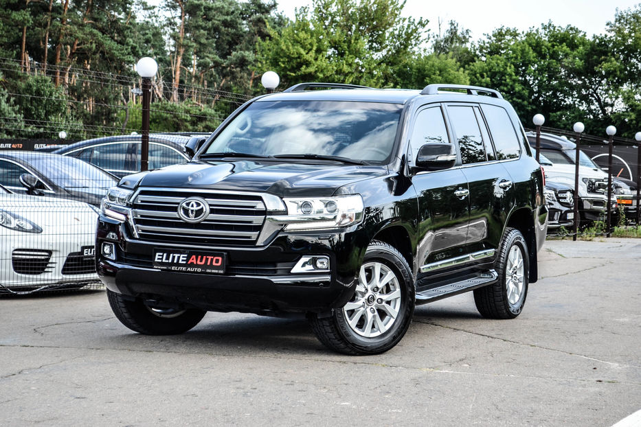 Продам Toyota Land Cruiser 200 Diesel 2019 года в Киеве