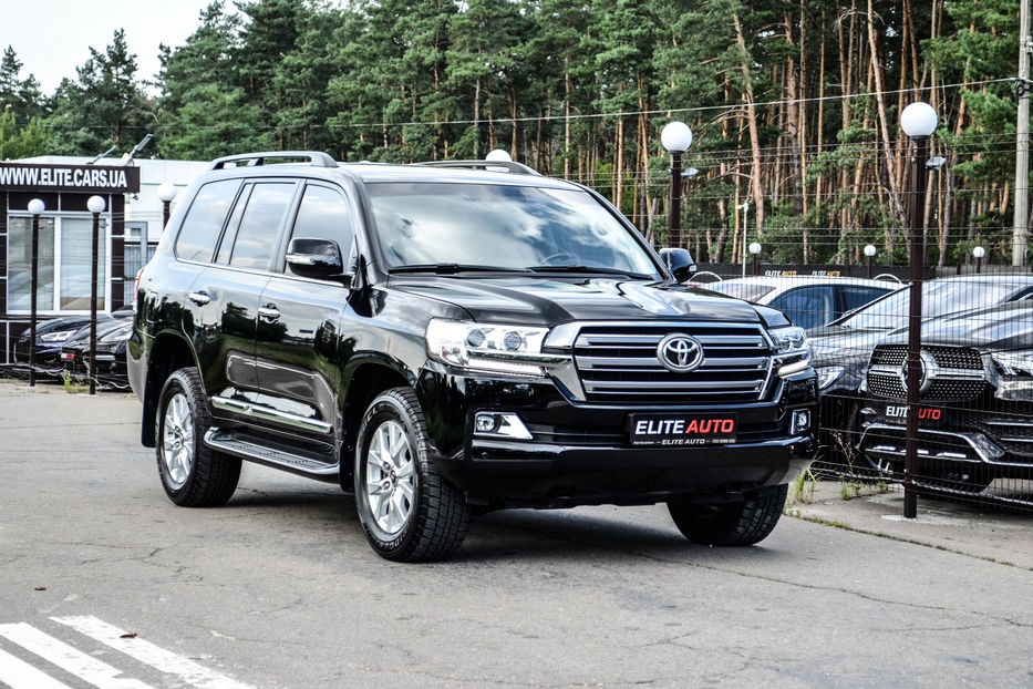 Продам Toyota Land Cruiser 200 Diesel 2019 года в Киеве