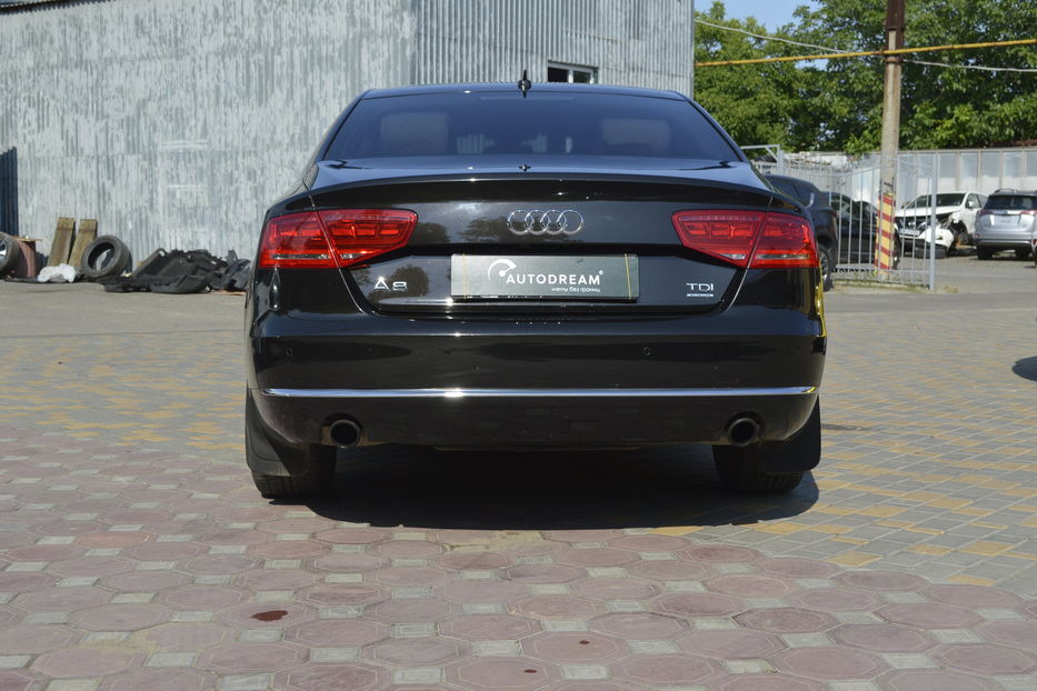 Продам Audi A8 TDI 2012 года в Одессе