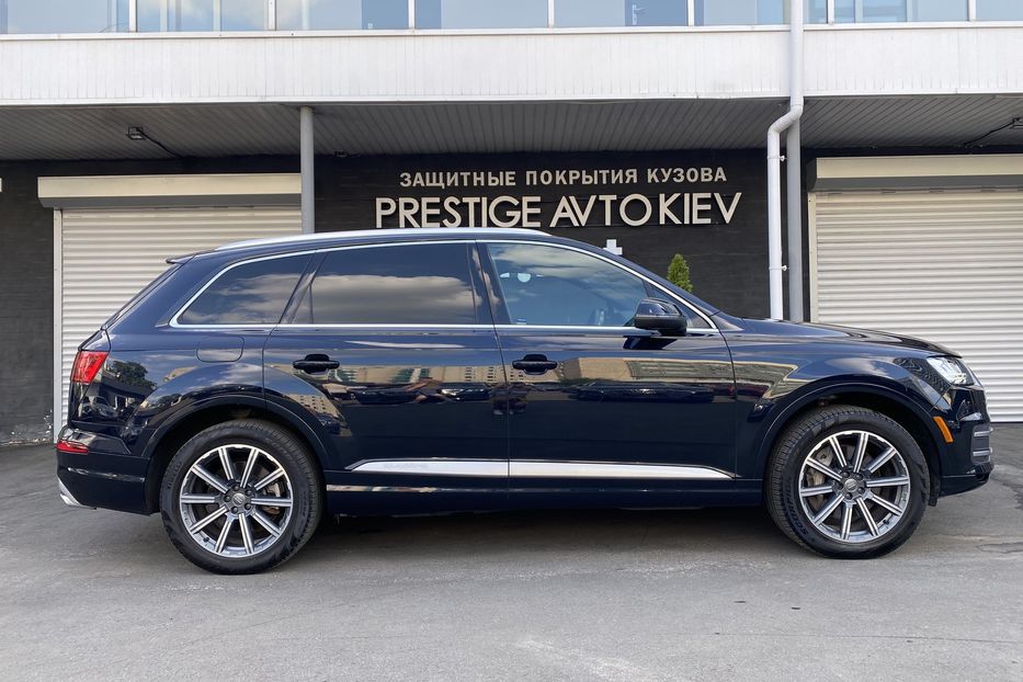 Продам Audi Q7 Premium Plus 2016 года в Киеве