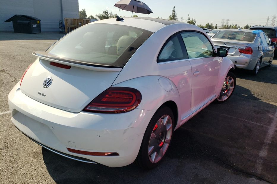 Продам Volkswagen Beetle 2019 года в Киеве