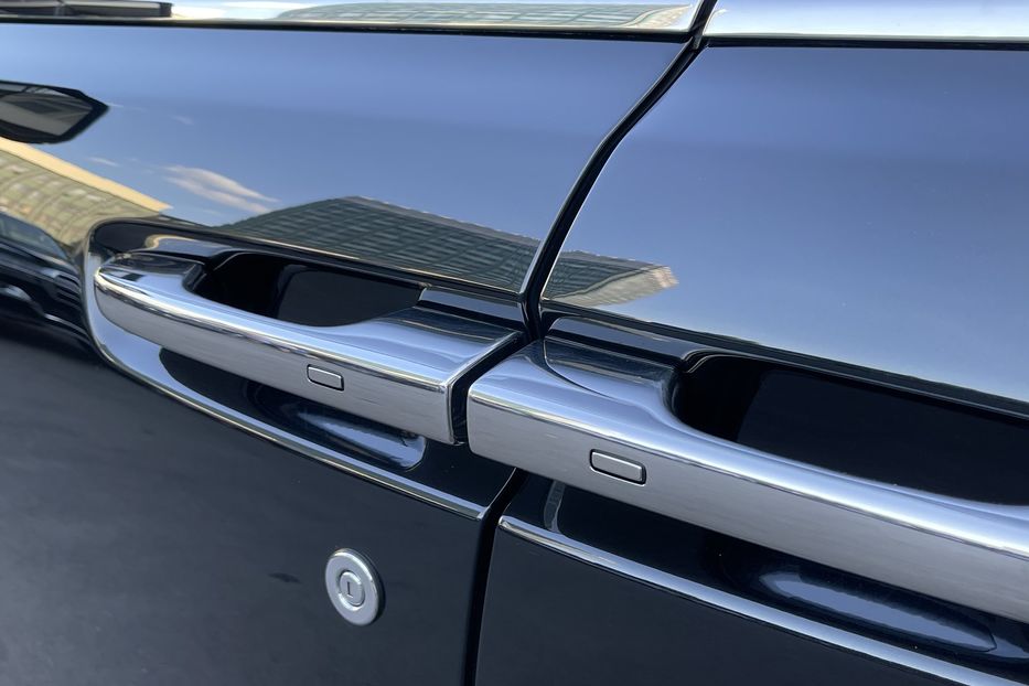 Продам Rolls-Royce Phantom Cullinan Официал 2019 года в Киеве
