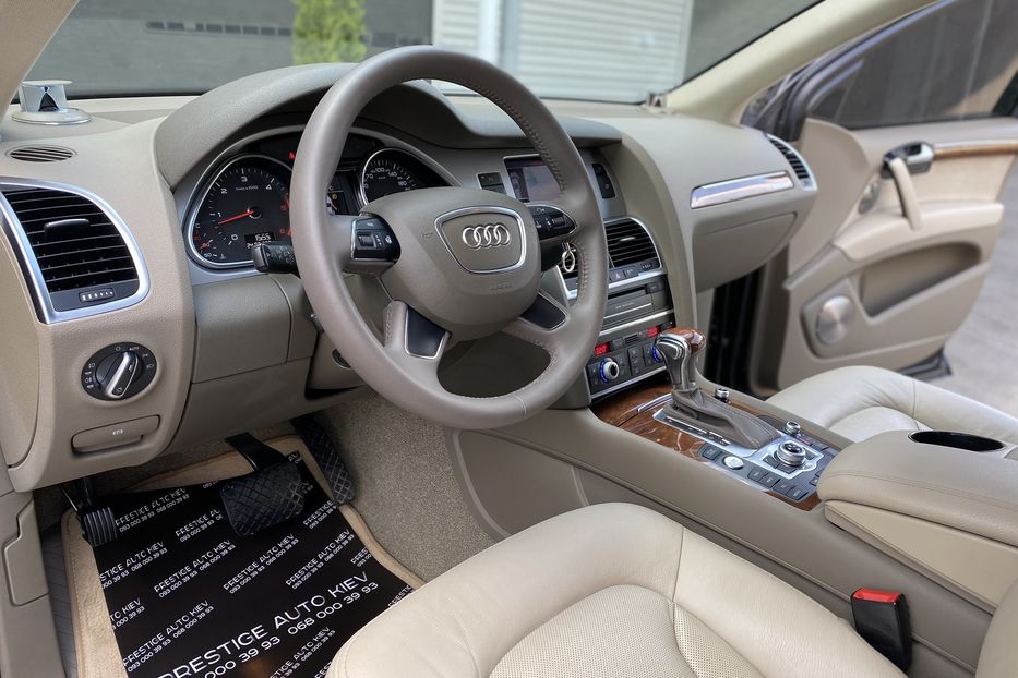 Продам Audi Q7 TDI S-Line 2013 года в Киеве