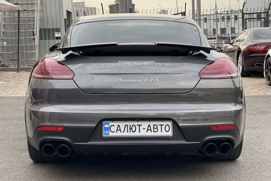 Продам Porsche Panamera GTS 2013 года в Киеве