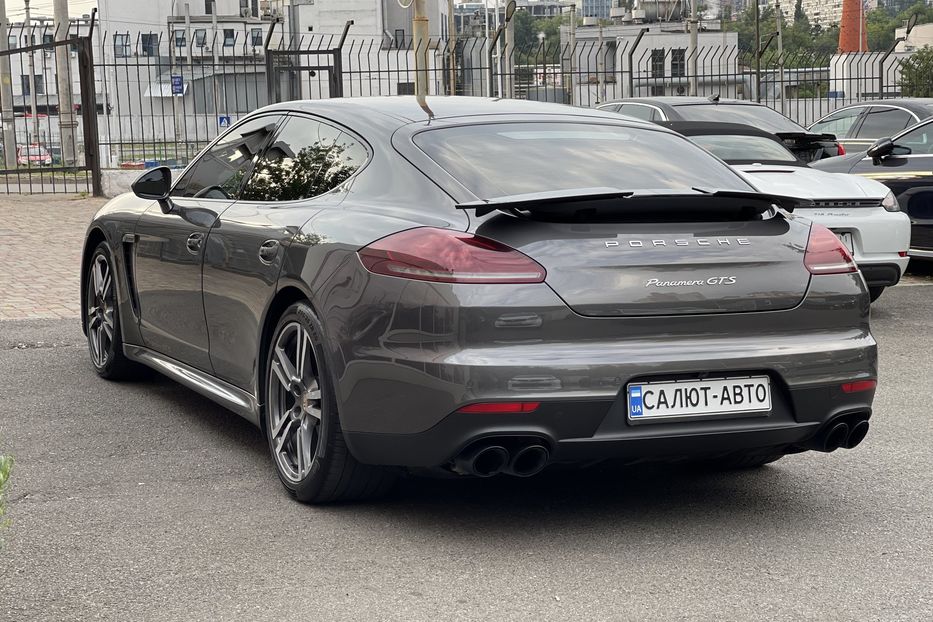 Продам Porsche Panamera GTS 2013 года в Киеве