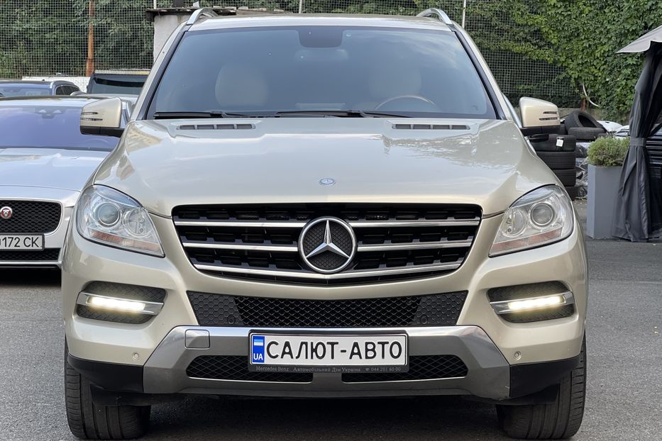 Продам Mercedes-Benz ML-Class 350 4Matic 2011 года в Киеве