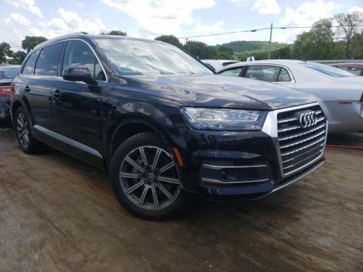 Продам Audi Q7 Premium Plus 2018 года в Киеве