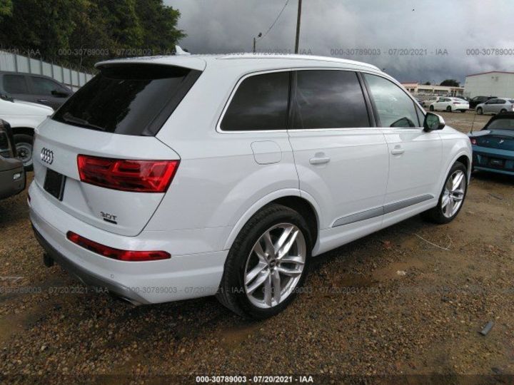 Продам Audi Q7 Prestige 2018 года в Киеве