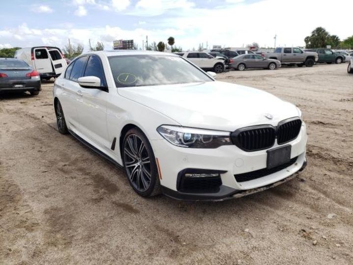 Продам BMW 540 i 2018 года в Киеве