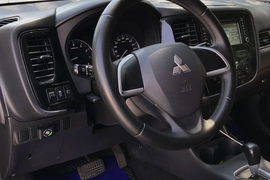 Продам Mitsubishi Outlander 2014 года в Николаеве