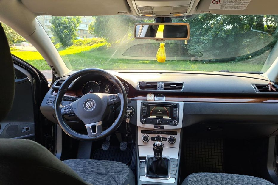 Продам Volkswagen Passat B7 2.0 огляд в м. Львів 2012 года в Львове