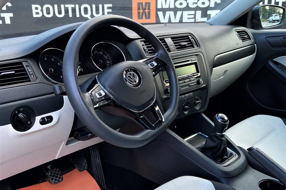 Продам Volkswagen Jetta 2015 года в Одессе