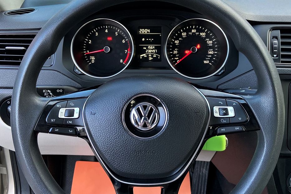 Продам Volkswagen Jetta 2015 года в Одессе
