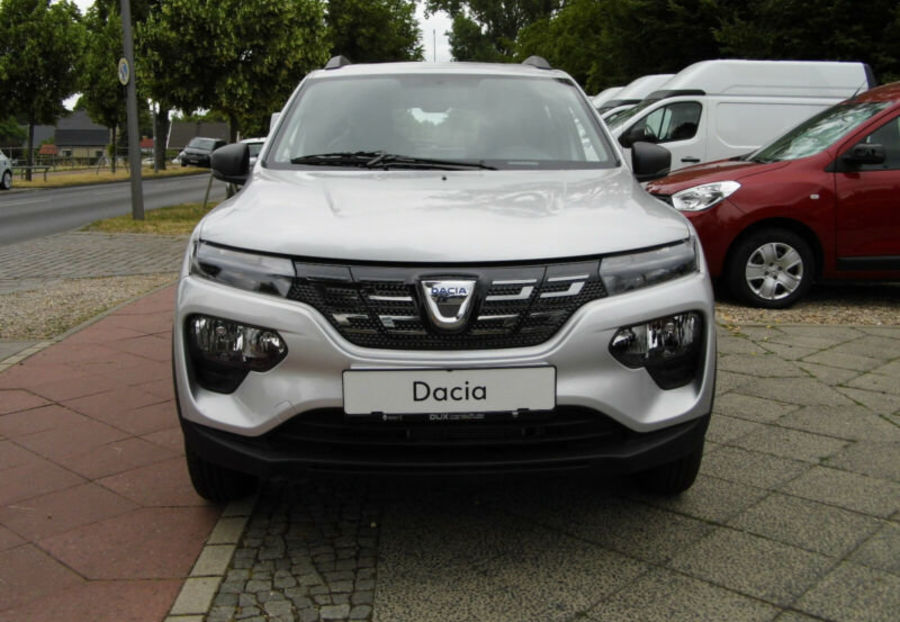 Продам Dacia Duster SPRING ELECTRIC 2021 года в Киеве