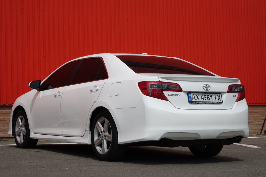 Продам Toyota Camry SE 2012 года в Одессе