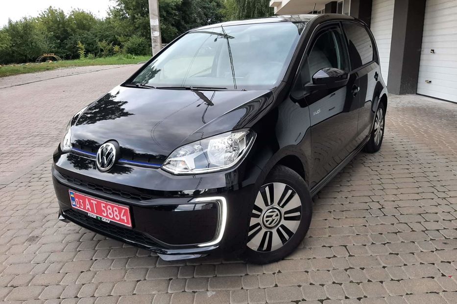 Продам Volkswagen Up E-UP LED KAMERA 145KM ZARJAD 2016 года в Львове