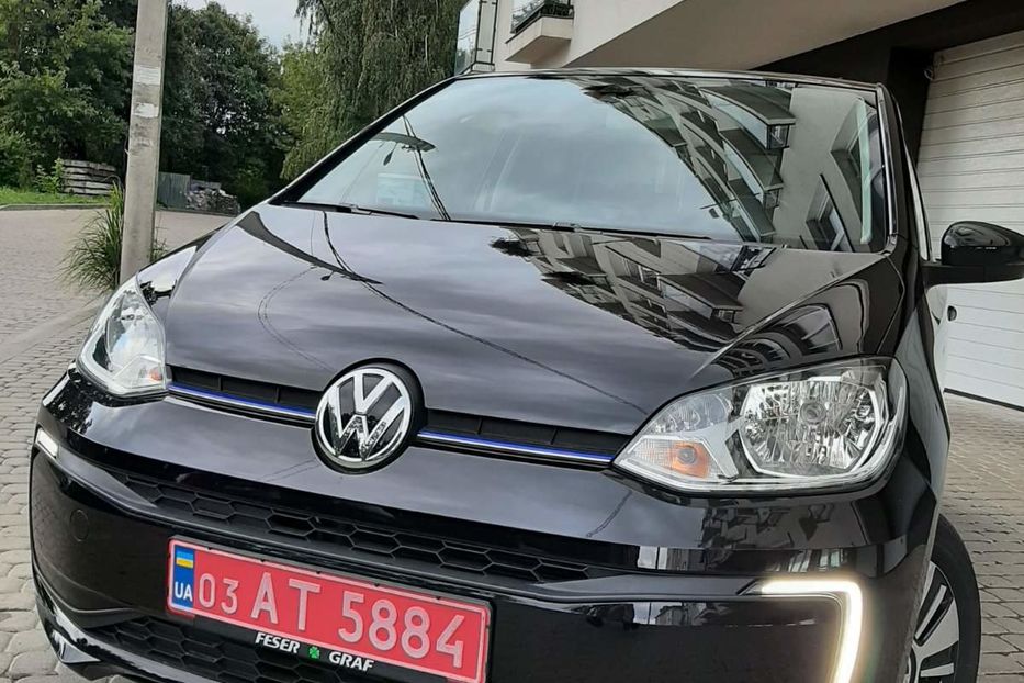 Продам Volkswagen Up E-UP LED KAMERA 145KM ZARJAD 2016 года в Львове