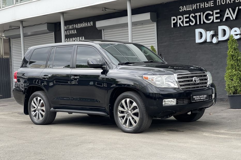 Продам Toyota Land Cruiser 200 2008 года в Киеве