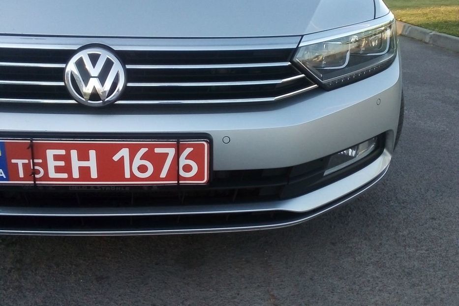 Продам Volkswagen Passat B8 LED NAVI KLIMA  NE MALOVANA 2016 года в Львове