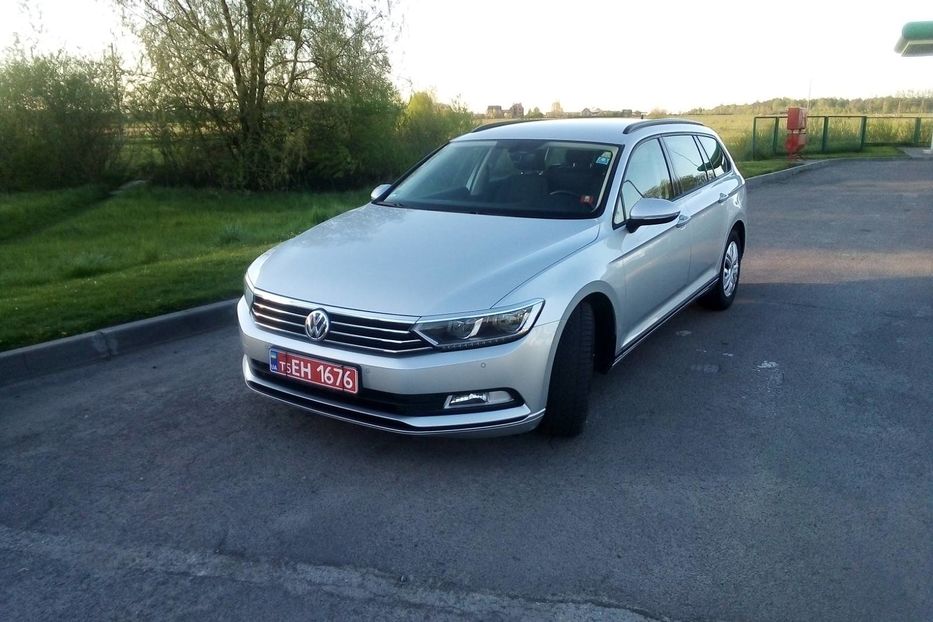 Продам Volkswagen Passat B8 LED NAVI KLIMA  NE MALOVANA 2016 года в Львове