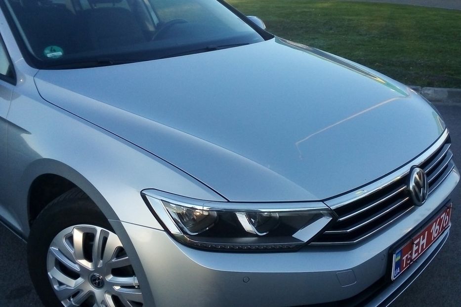 Продам Volkswagen Passat B8 LED NAVI KLIMA  NE MALOVANA 2016 года в Львове