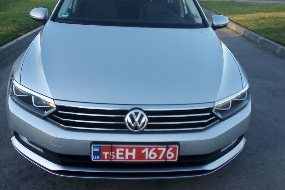 Продам Volkswagen Passat B8 LED NAVI KLIMA  NE MALOVANA 2016 года в Львове