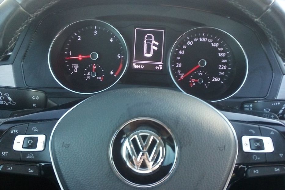 Продам Volkswagen Passat B8 LED NAVI KLIMA  NE MALOVANA 2016 года в Львове