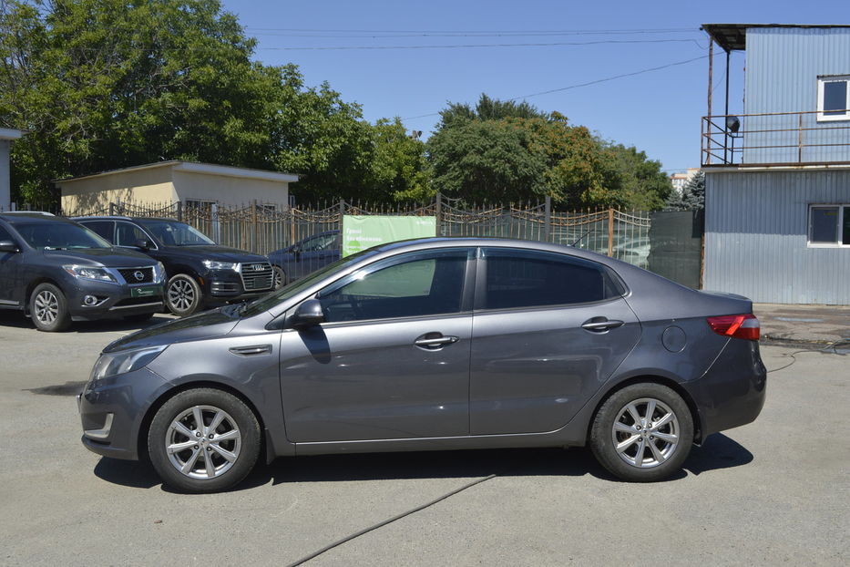 Продам Kia Rio 2012 года в Одессе