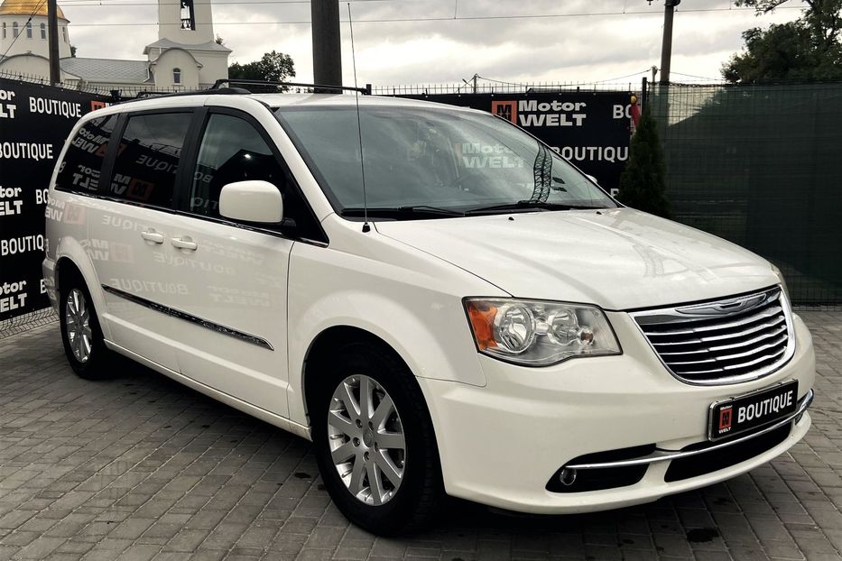 Продам Chrysler Town & Country 2013 года в Одессе