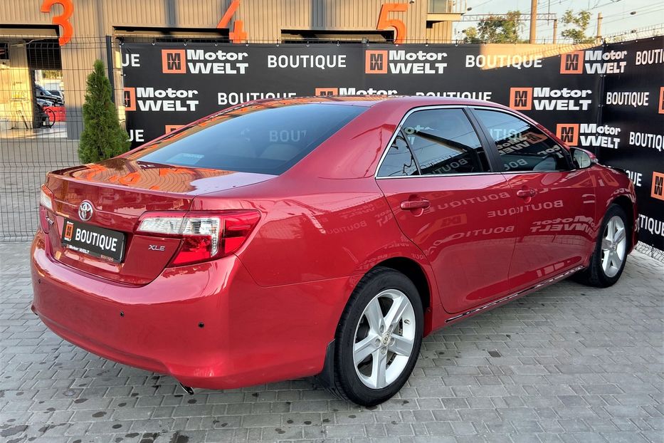 Продам Toyota Camry 2012 года в Одессе