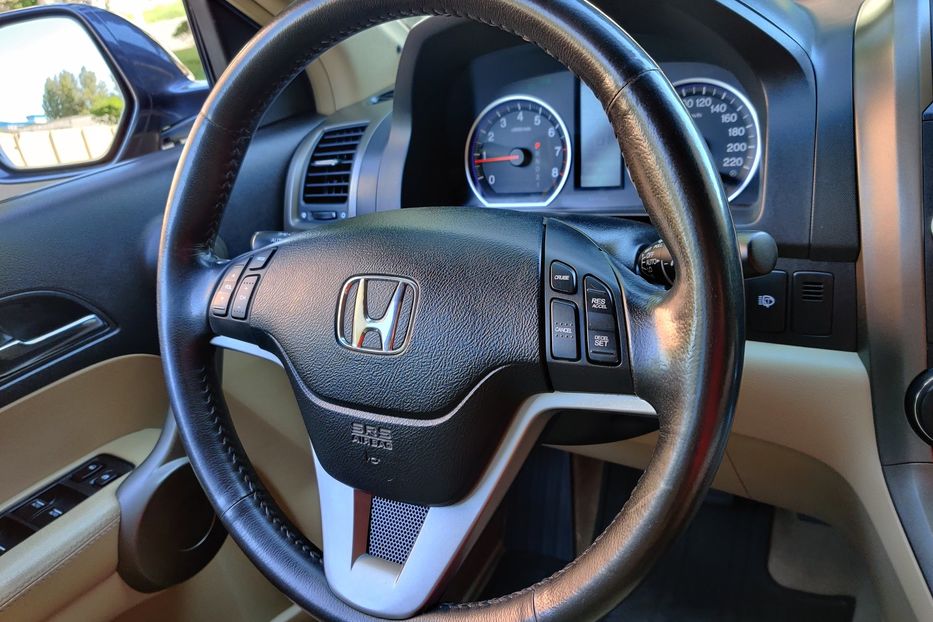 Продам Honda CR-V 2008 года в Одессе
