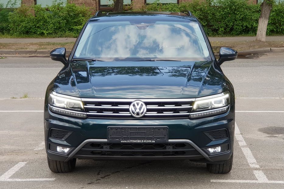 Продам Volkswagen Tiguan OFFROAD 2017 года в Киеве