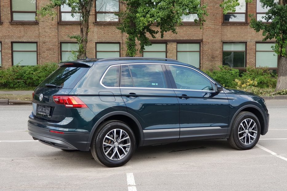 Продам Volkswagen Tiguan OFFROAD 2017 года в Киеве