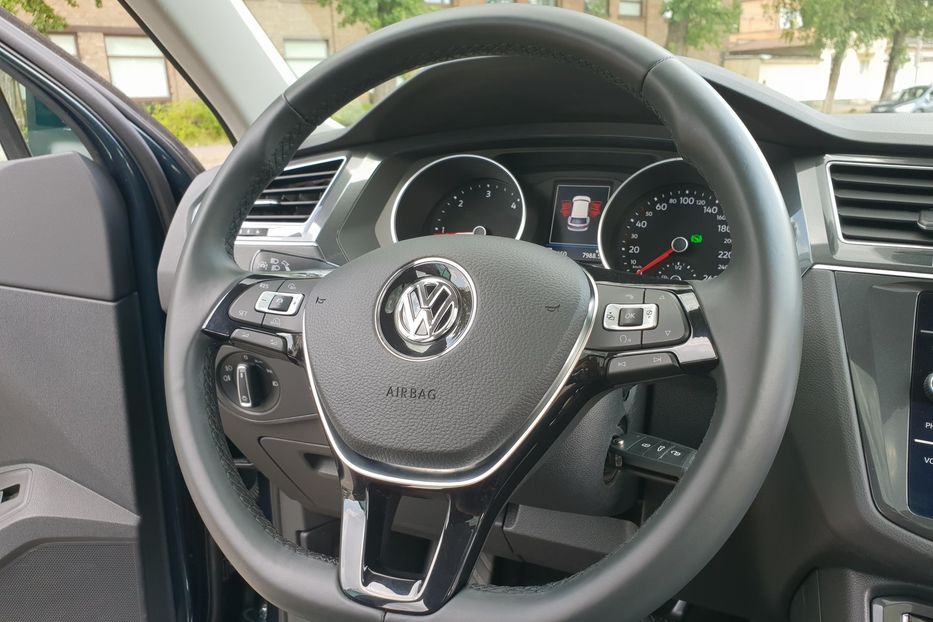 Продам Volkswagen Tiguan OFFROAD 2017 года в Киеве