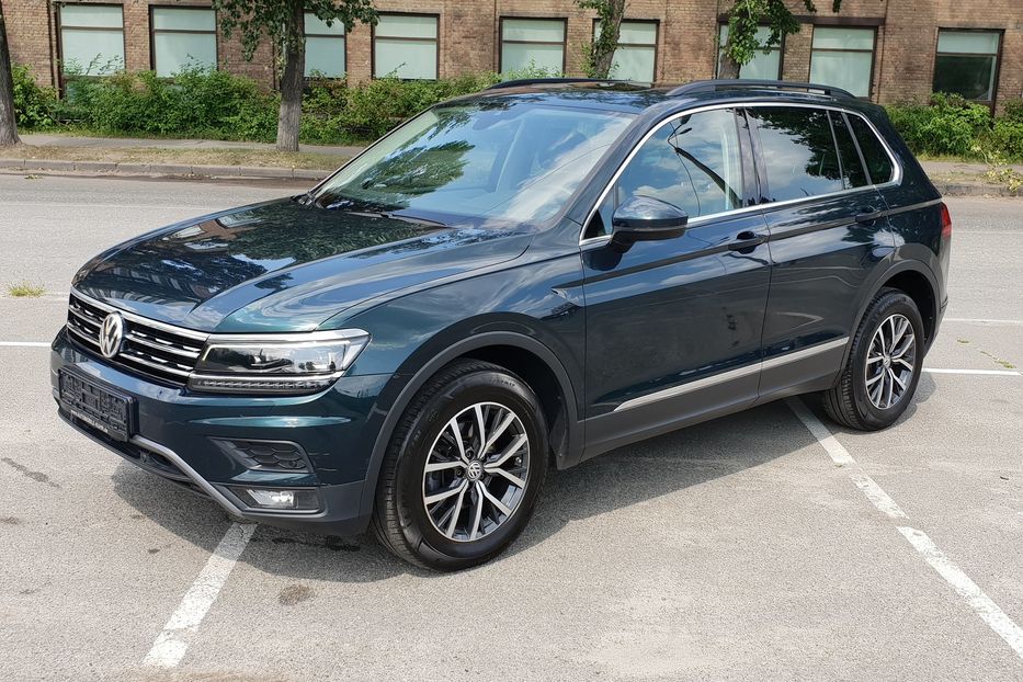 Продам Volkswagen Tiguan OFFROAD 2017 года в Киеве