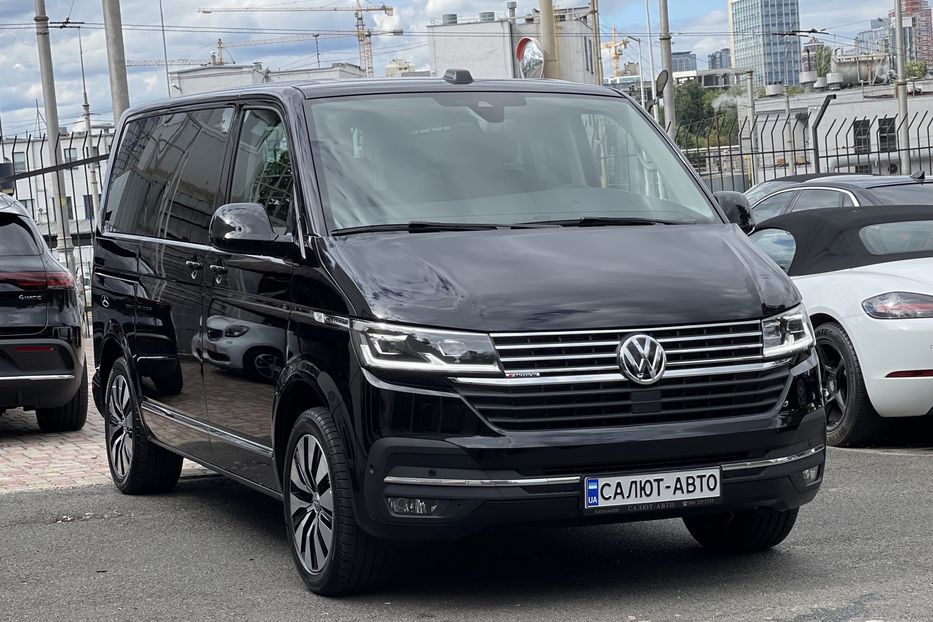 Продам Volkswagen Multivan Highline T6.1 2021 года в Киеве