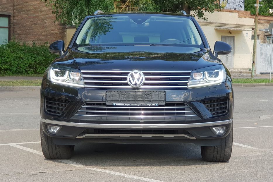 Продам Volkswagen Touareg Executive Edition 2017 года в Киеве