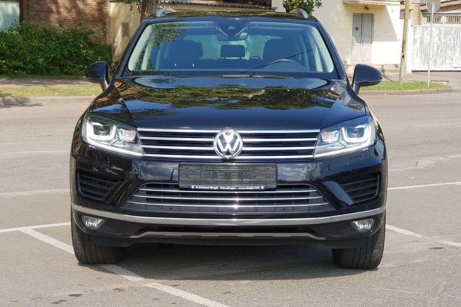 Продам Volkswagen Touareg Executive Edition 2017 года в Киеве