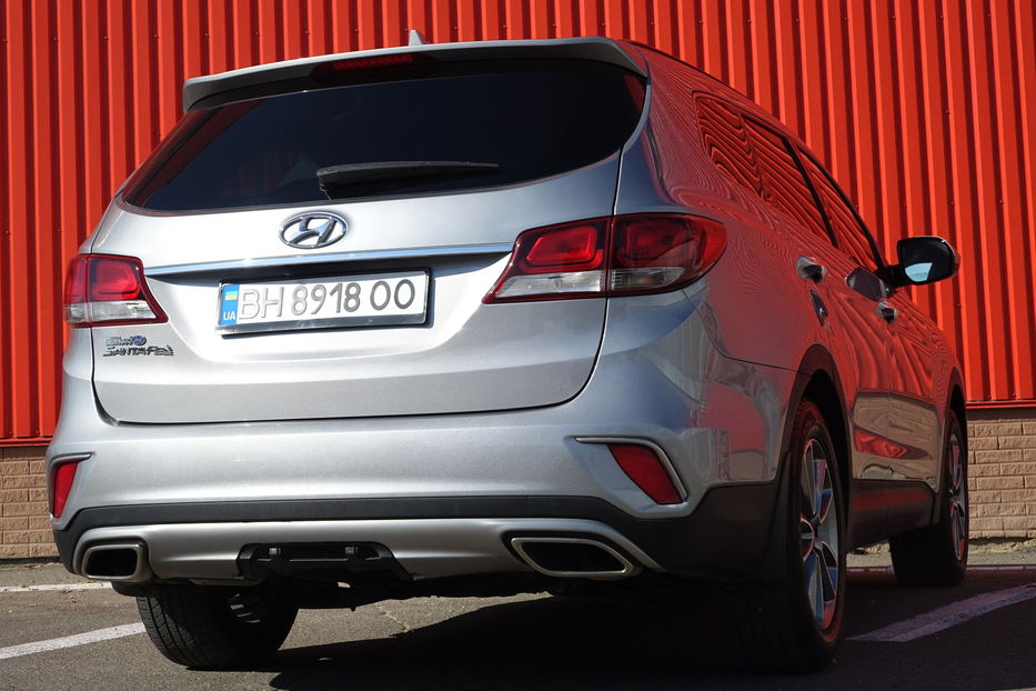 Продам Hyundai Grand Santa Fe 2018 года в Одессе