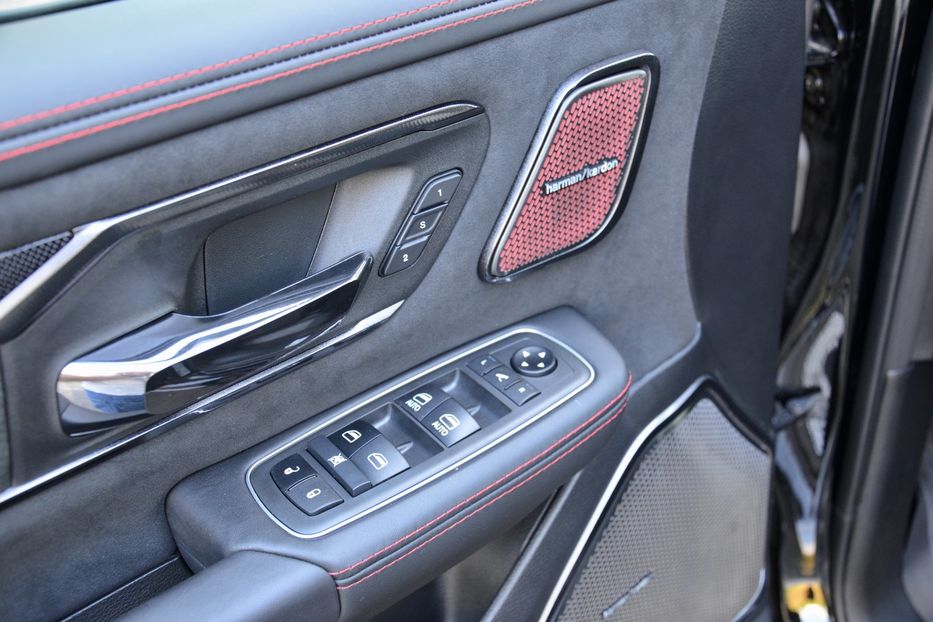 Продам Dodge RAM TRX 2021 года в Киеве