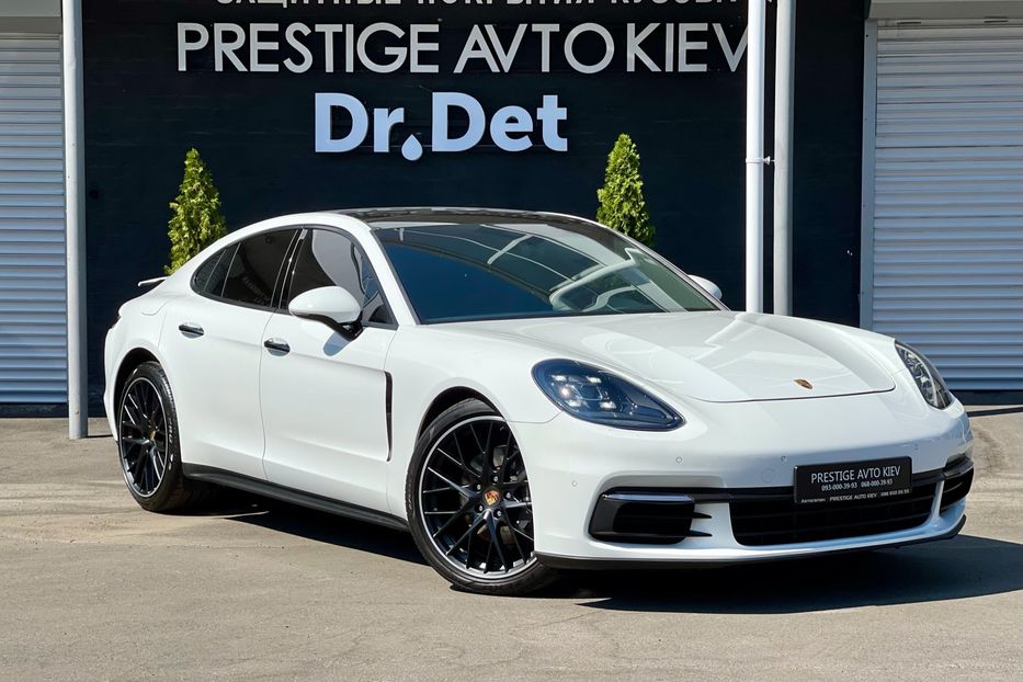 Продам Porsche Panamera 2018 года в Киеве