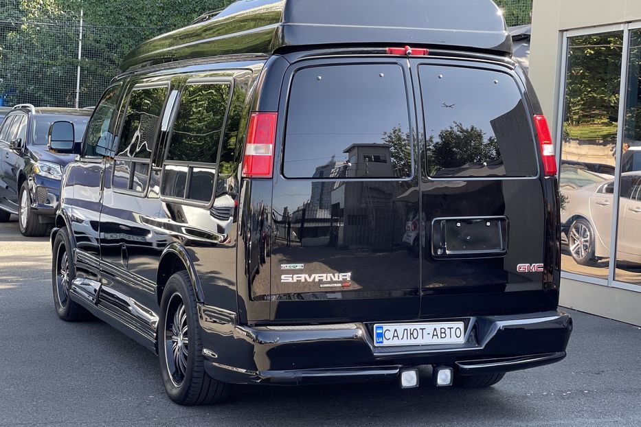 Продам GMC Savana Presidential 2011 года в Киеве